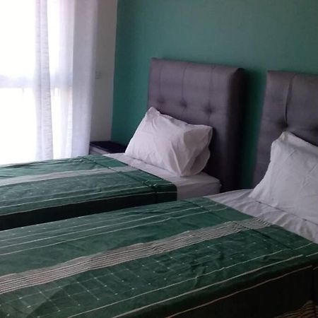 Appartement Familial Luxueux Pieds Dans L'Eau Аурир Экстерьер фото